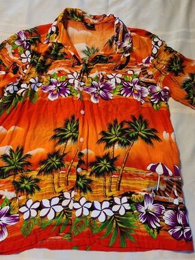Source Unknown Orange Tropical Floral Button-Down Shirt with Purple Accents